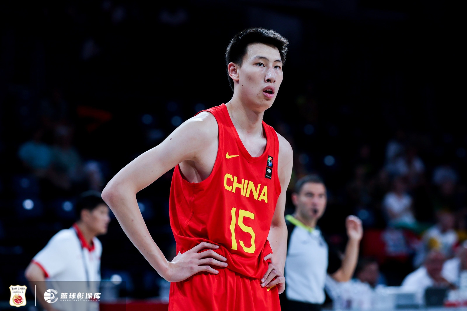 王健：中國男籃U19最大的問題還是在防守端 尤其是內線防守沒協(xié)防