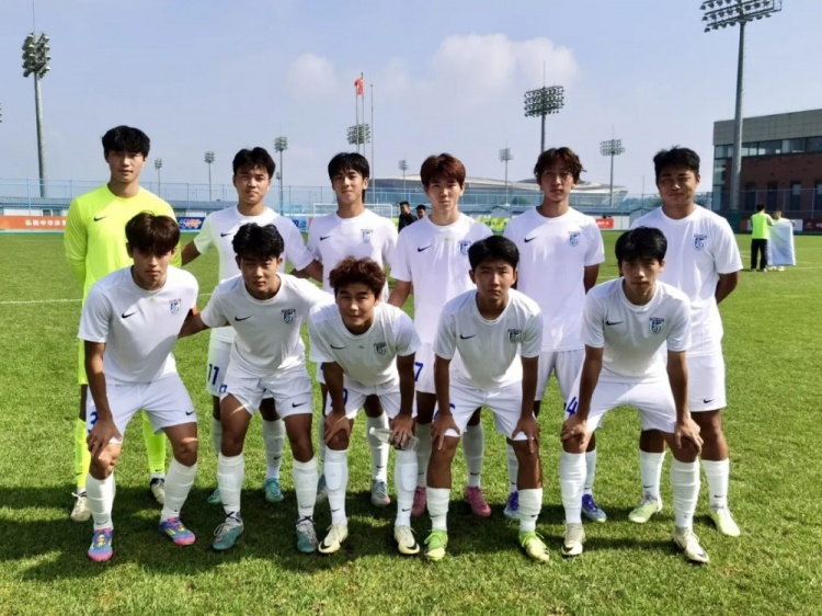 第四屆中青賽：大連英博U19隊8-0戰(zhàn)勝江西廬山U19隊 李東宸戴帽