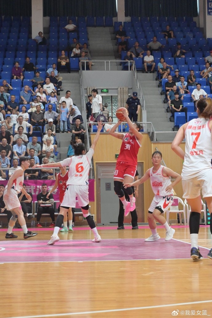 全國女籃錦標(biāo)賽武漢賽區(qū)第3日：江蘇、武漢繼續(xù)全勝 合肥迎來首勝