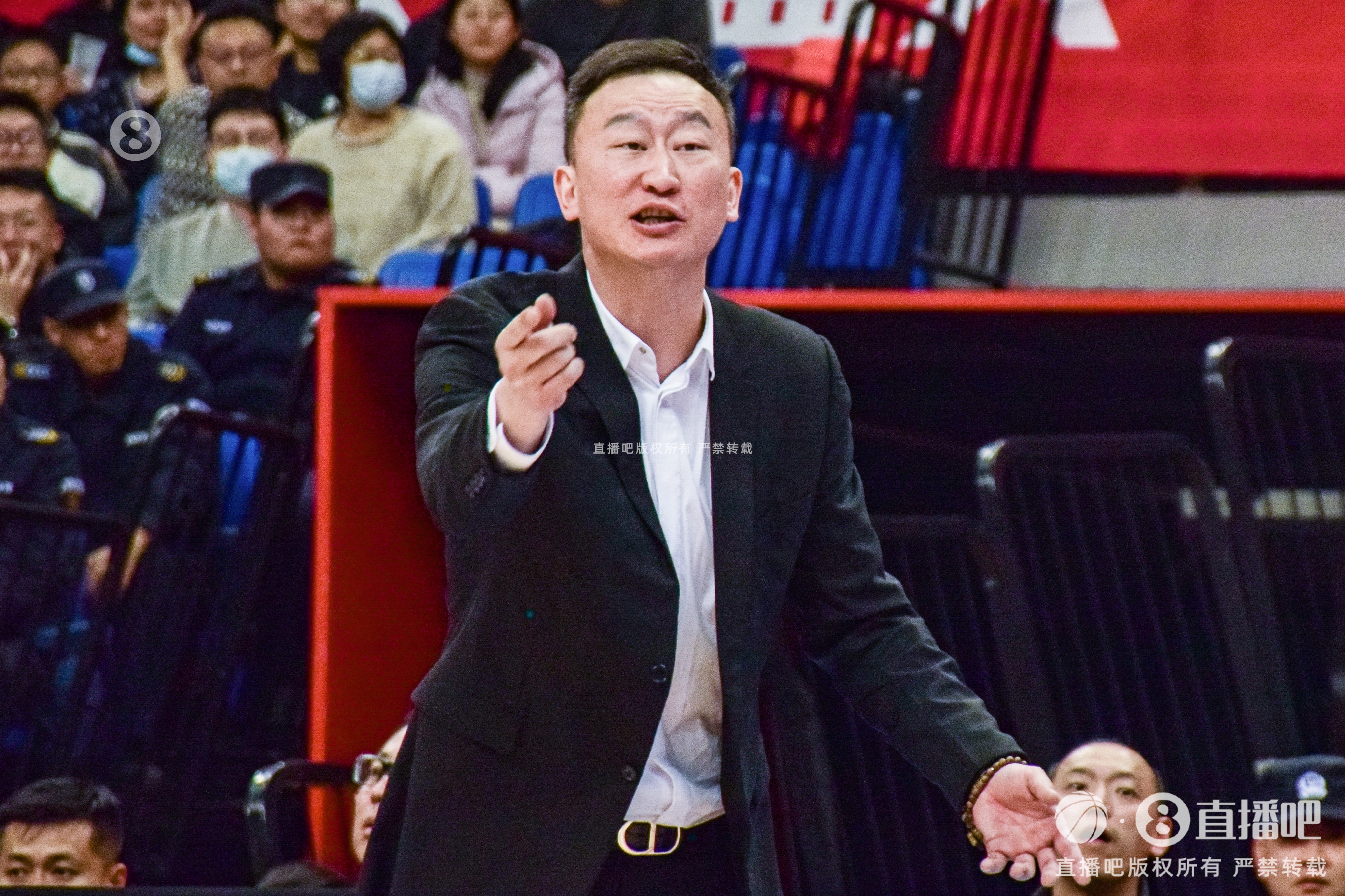 楊瀚森“接班人”定了！青島男籃鎖定未來雙子星：李俊賢、叢睿言