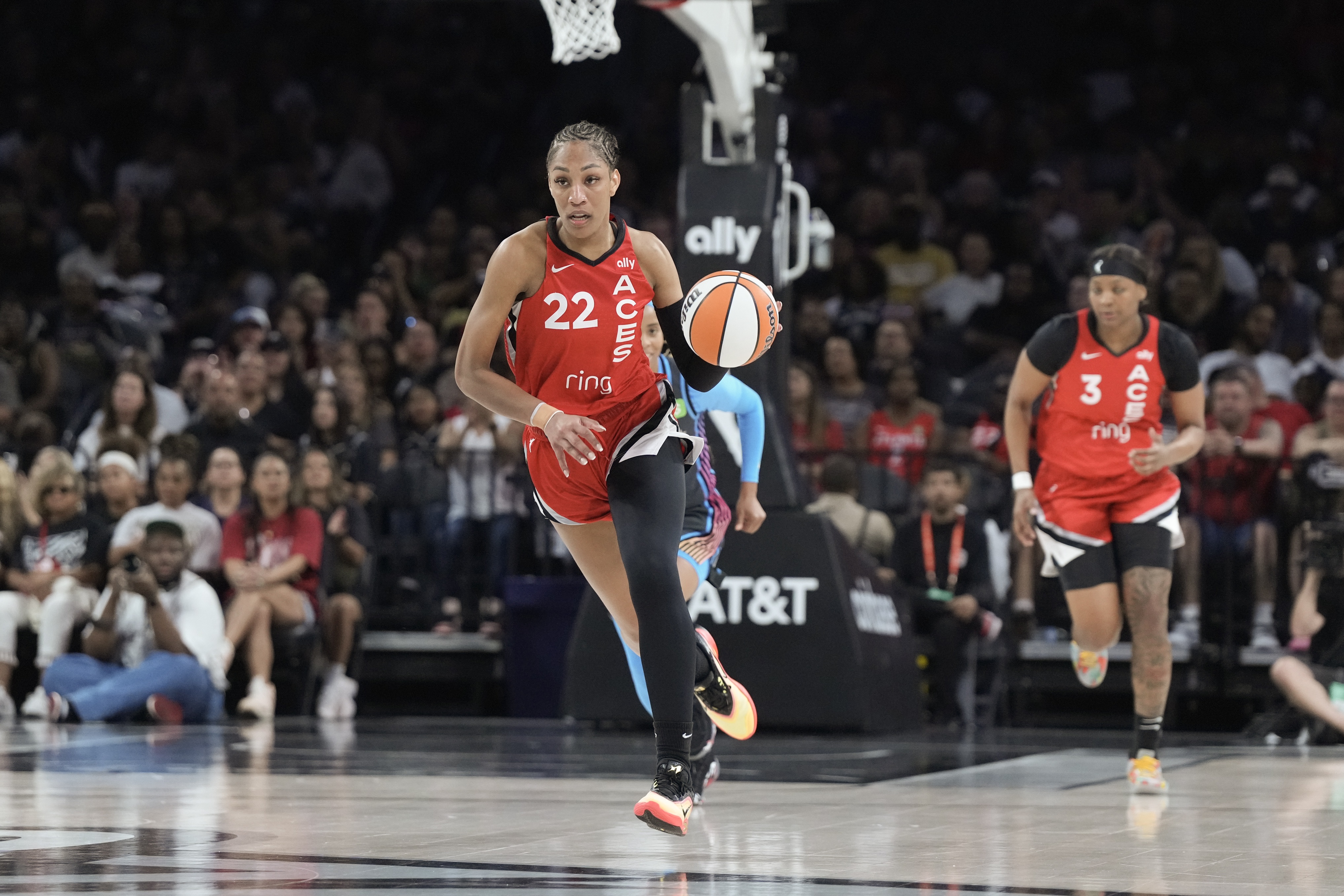WNBA公布MVP五大候選：阿賈、科利爾、格雷、米切爾、托馬斯