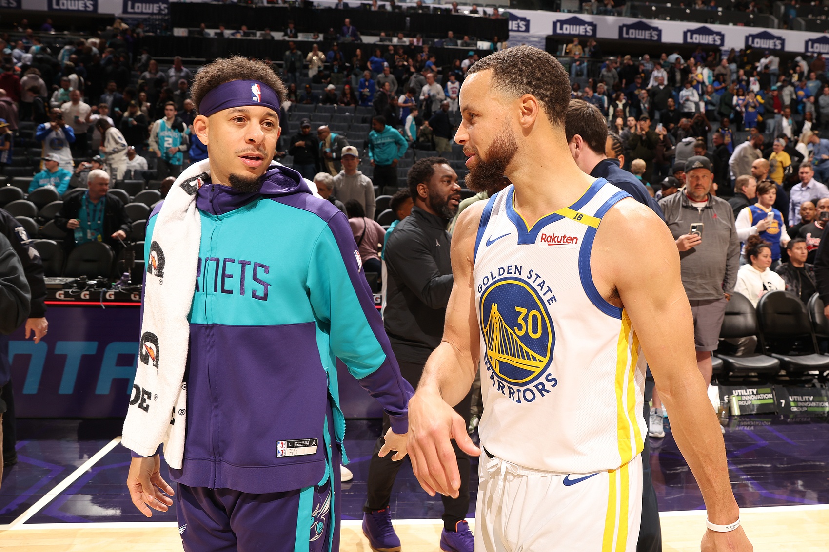 區(qū)區(qū)斯蒂芬??小庫(kù)里三分命中率是NBA歷史第7！他哥僅排第13